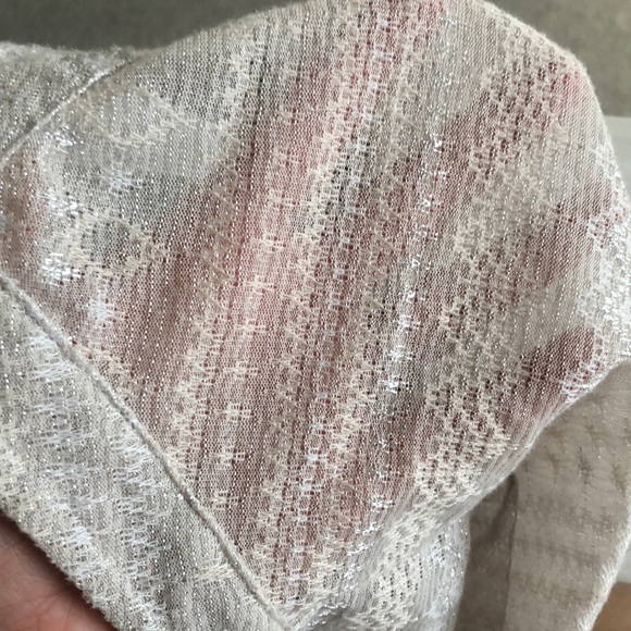 Tank w/ Shimmer 💫✨ - Picture 6 of 6